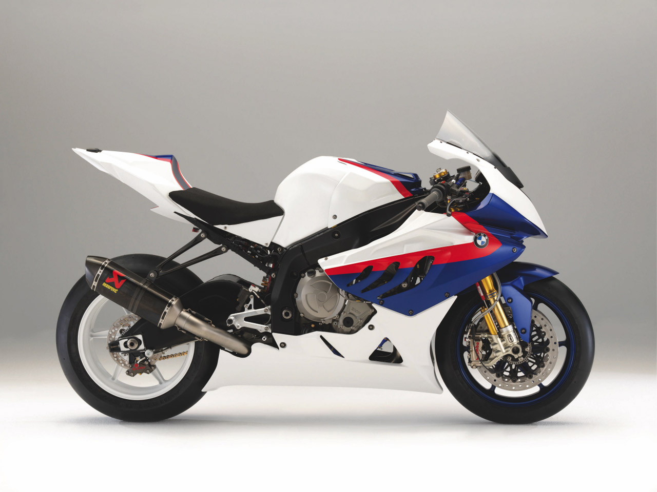 BMW S 1000 RR Race Bike289805680